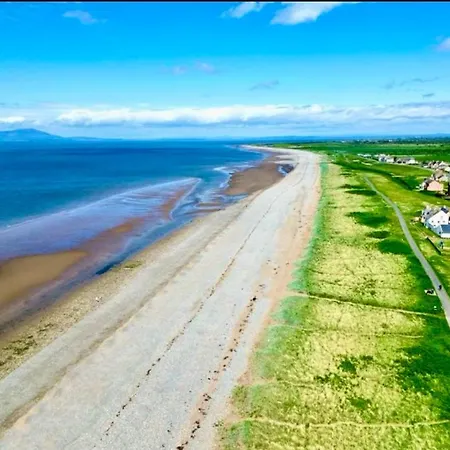 Beautiful Front Tatil Evi